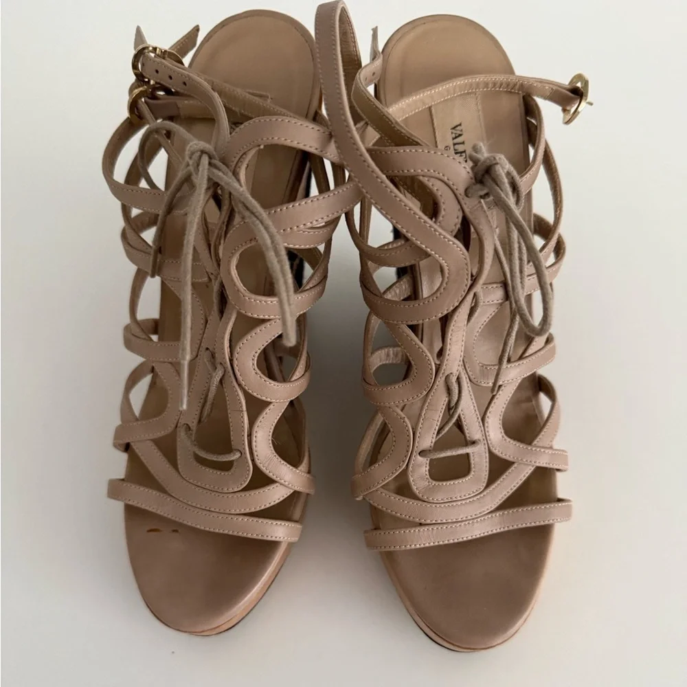 Valentino wedge heels EUC